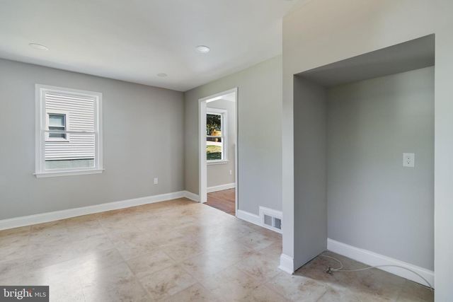 109 S HURON DR, Oxon Hill, MD 20745