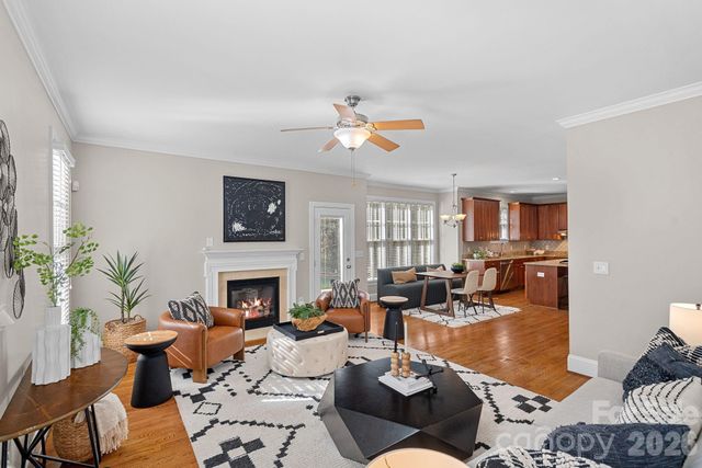 123 Hedgewood Drive, Mooresville, NC 28115