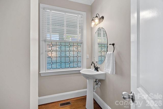 123 Hedgewood Drive, Mooresville, NC 28115