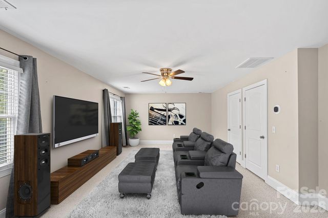 123 Hedgewood Drive, Mooresville, NC 28115