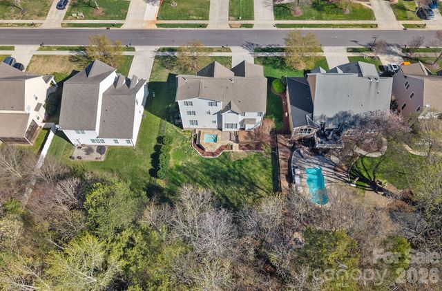 123 Hedgewood Drive, Mooresville, NC 28115