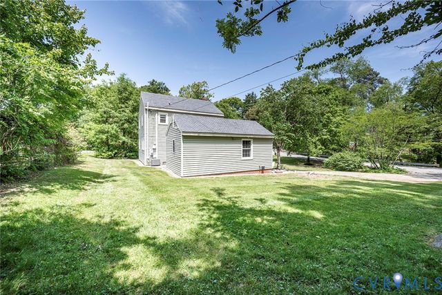 2201 Spider Dr, Henrico, VA 23228