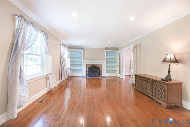 2201 Spider Dr, Henrico, VA 23228