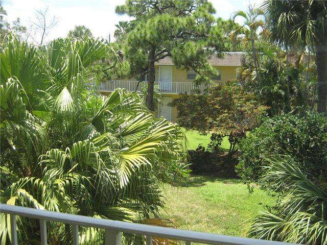 5162 NE 6th Avenue 317, Oakland Park, FL 33334