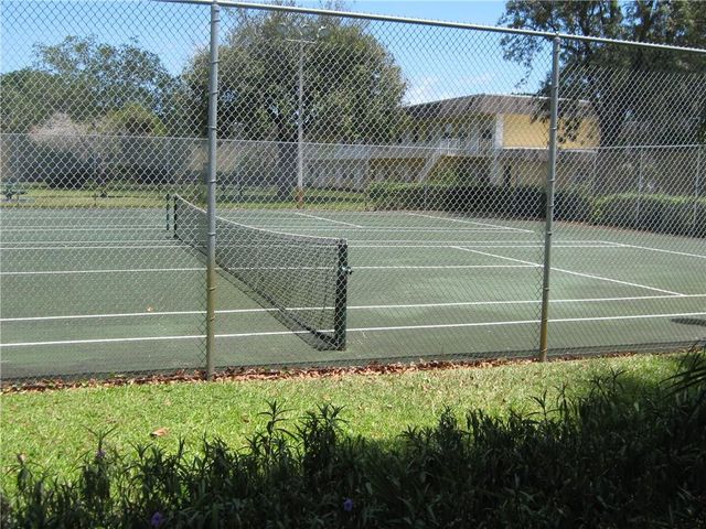 5162 NE 6th Avenue 317, Oakland Park, FL 33334