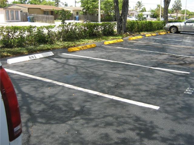 5162 NE 6th Avenue 317, Oakland Park, FL 33334