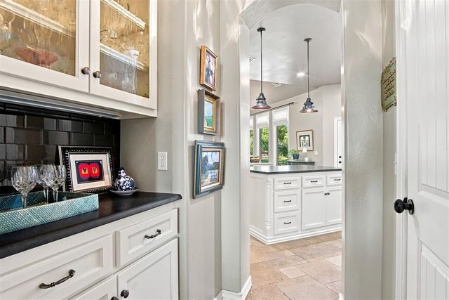 1017 Bayonne Bridge Court, Edmond, OK 73034