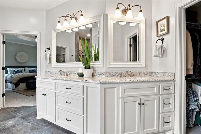 1017 Bayonne Bridge Court, Edmond, OK 73034