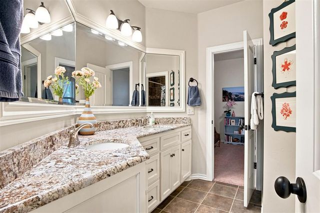 1017 Bayonne Bridge Court, Edmond, OK 73034
