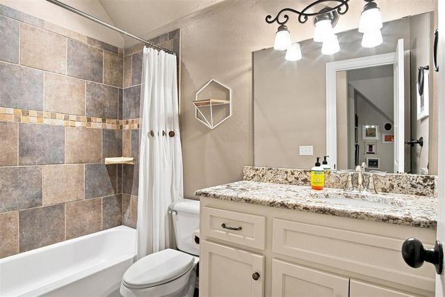 1017 Bayonne Bridge Court, Edmond, OK 73034