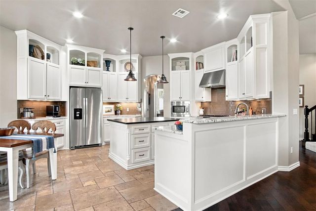 1017 Bayonne Bridge Court, Edmond, OK 73034