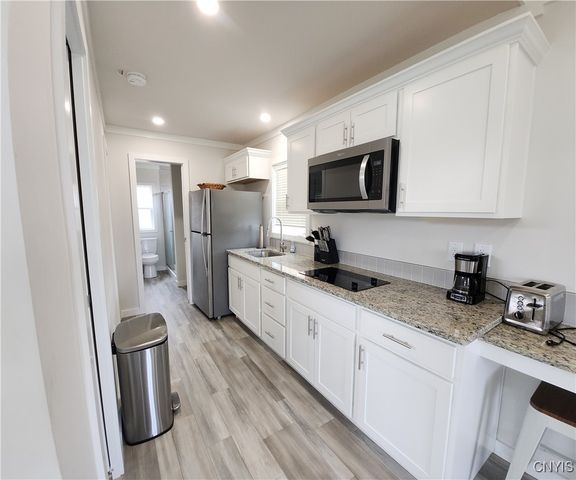 11609 State Route 3 91, Henderson, NY 13605