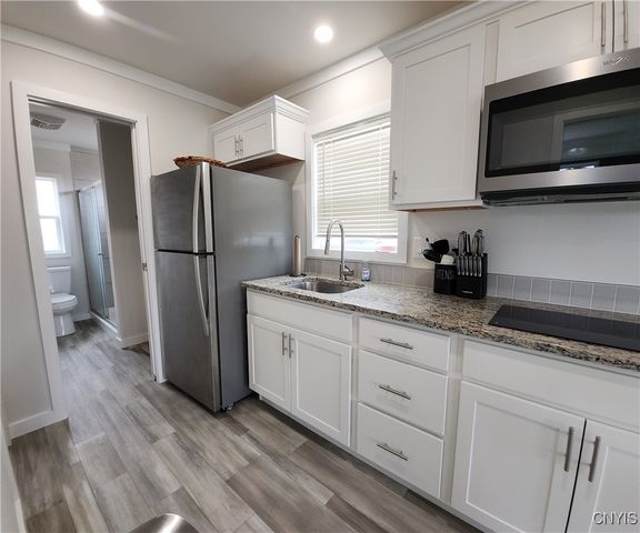 11609 State Route 3 91, Henderson, NY 13605