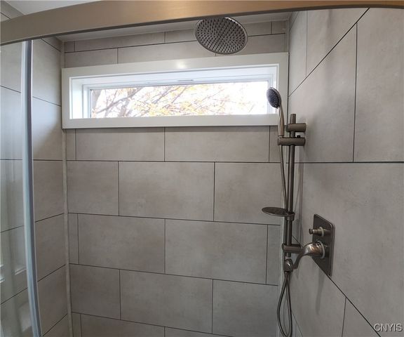 11609 State Route 3 91, Henderson, NY 13605