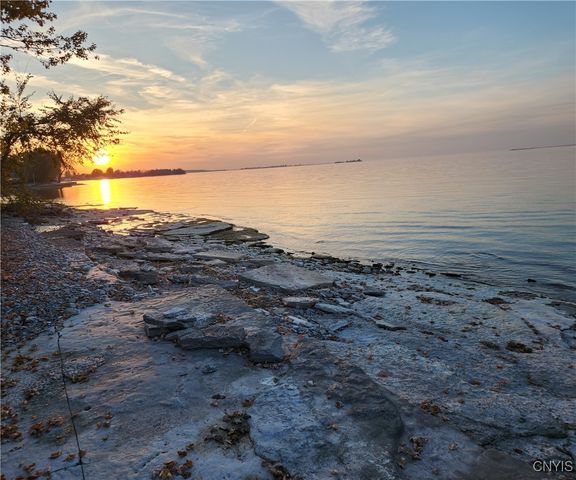 11609 State Route 3 91, Henderson, NY 13605