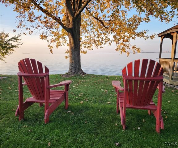 11609 State Route 3 91, Henderson, NY 13605