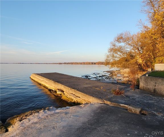 11609 State Route 3 91, Henderson, NY 13605