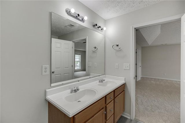 2979 Rusticwood Drive, Snellville, GA 30078