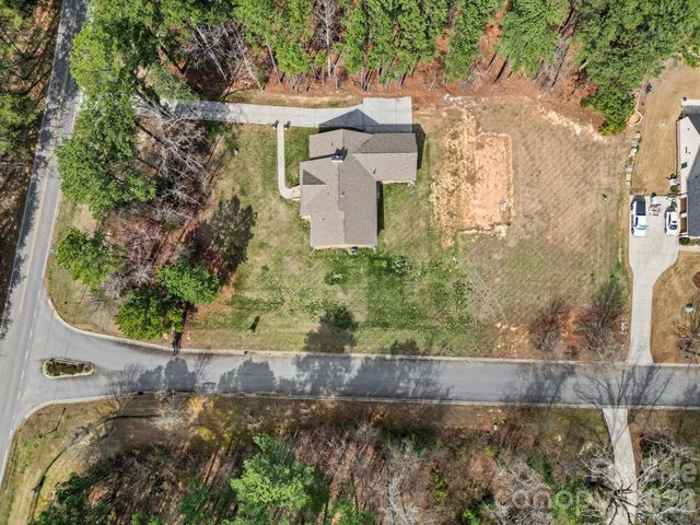 175 Cox Lake Road, Stanley, NC 28164