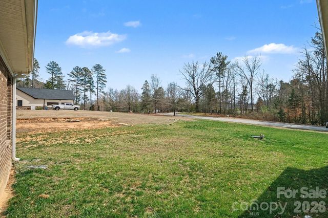 175 Cox Lake Road, Stanley, NC 28164