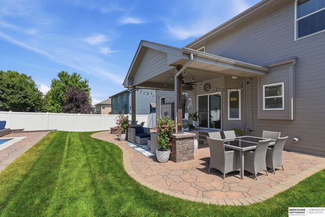 7414 S 171 Street, Omaha, NE 68136