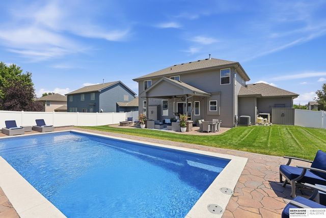 7414 S 171 Street, Omaha, NE 68136