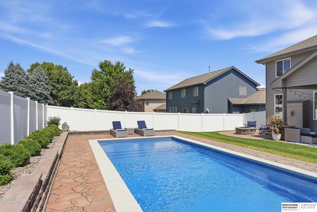 7414 S 171 Street, Omaha, NE 68136