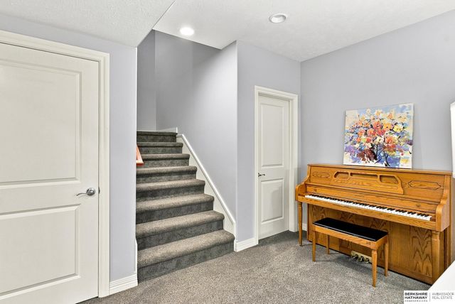 7414 S 171 Street, Omaha, NE 68136