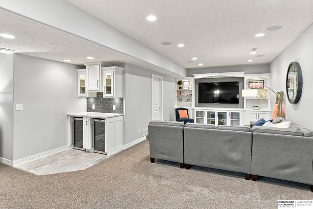 7414 S 171 Street, Omaha, NE 68136
