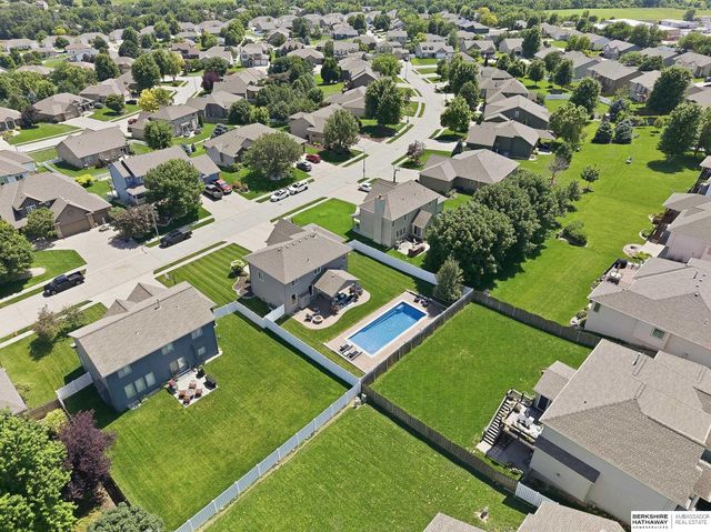 7414 S 171 Street, Omaha, NE 68136