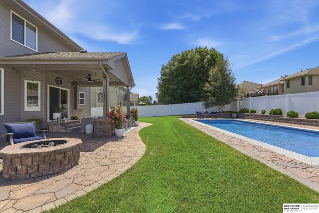 7414 S 171 Street, Omaha, NE 68136