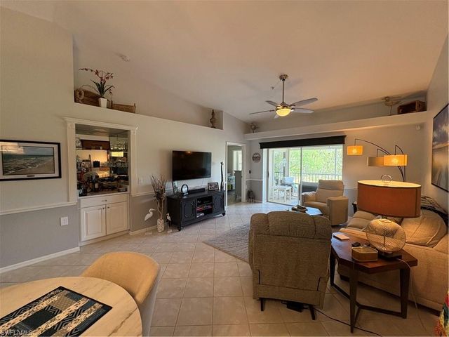 3705 Buttonwood WAY 1624, Naples, FL 34112