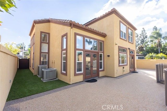 2605 Augusta, Tustin, CA 92782