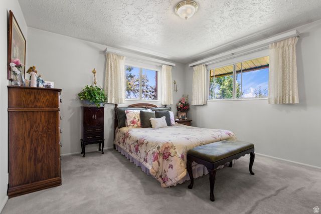 703 EMERALD DR, Bountiful, UT 84010