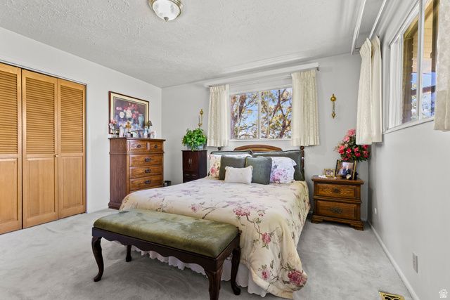 703 EMERALD DR, Bountiful, UT 84010