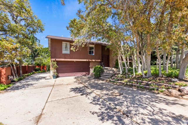 703 EMERALD DR, Bountiful, UT 84010