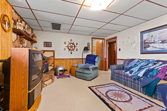 703 EMERALD DR, Bountiful, UT 84010
