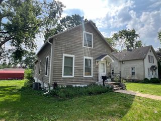 926 N Hickory Street, Joliet, IL 60435