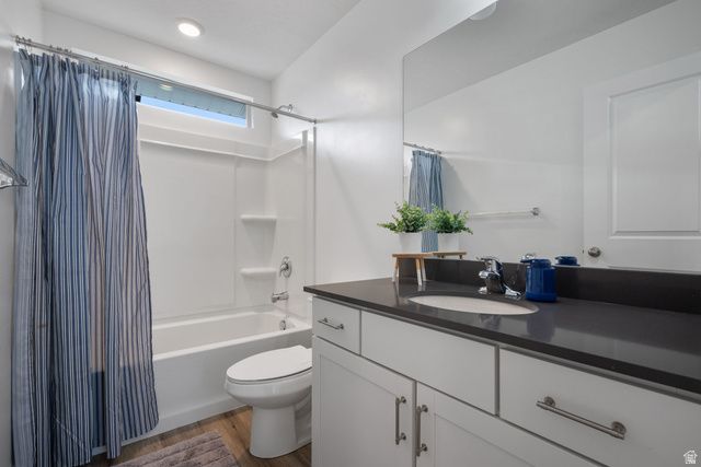 453 N NORTHSHORE DR, Saratoga Springs, UT 84045