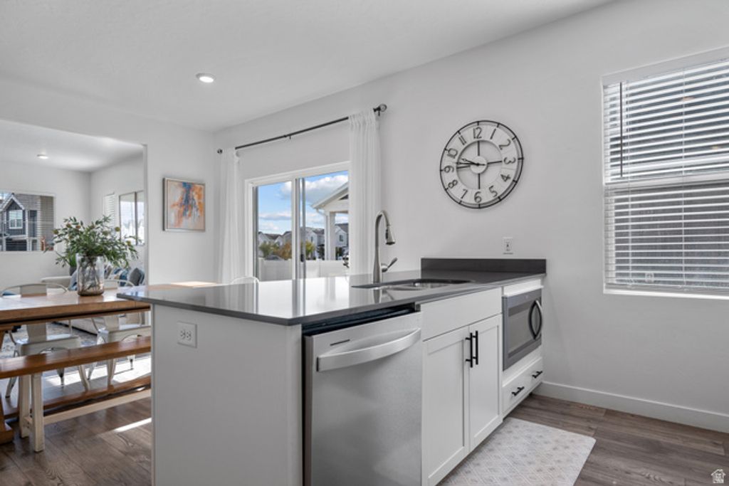 Image 11 of property listing at 453 N NORTHSHORE DR, Saratoga Springs, UT 84045