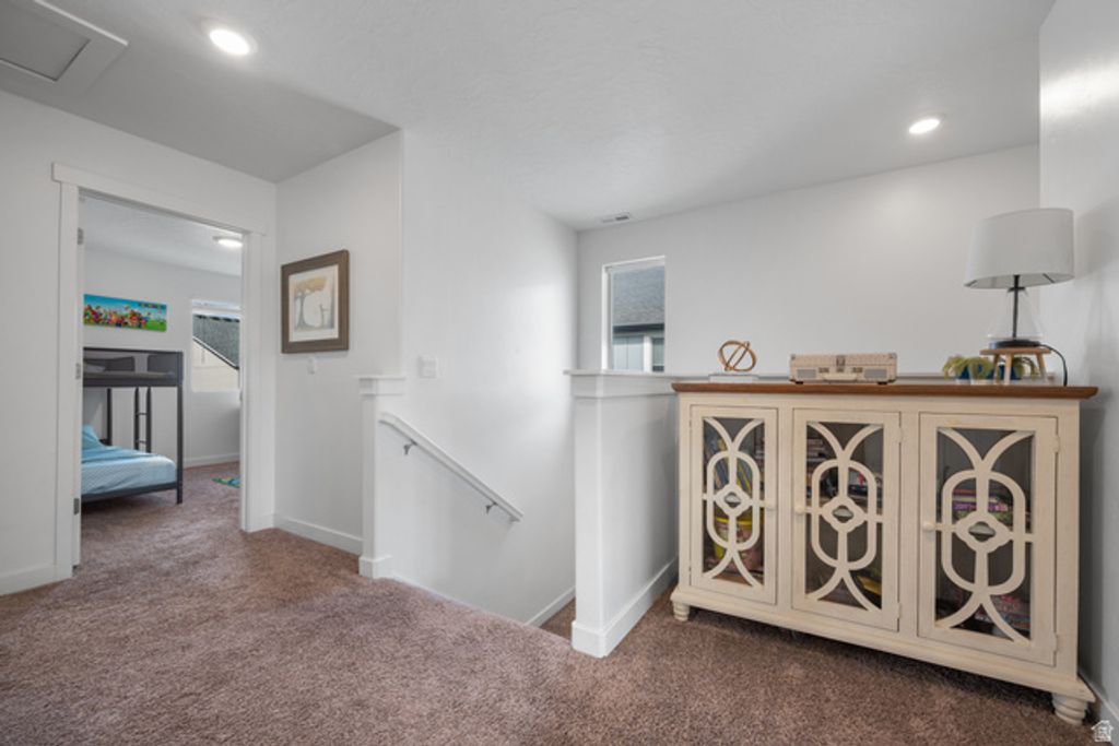Image 20 of property listing at 453 N NORTHSHORE DR, Saratoga Springs, UT 84045