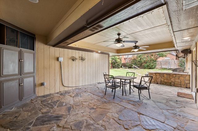 1014 Kingston Drive, Mansfield, TX 76063