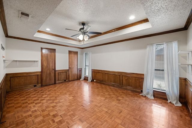 1014 Kingston Drive, Mansfield, TX 76063