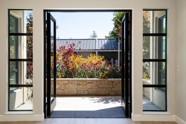 450 First 106, Los Altos, CA 94022