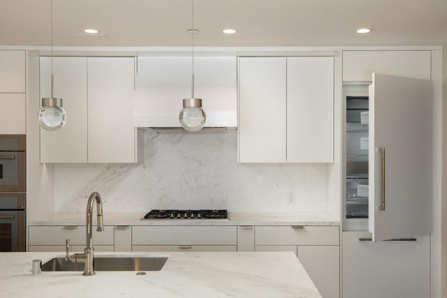 450 First 106, Los Altos, CA 94022