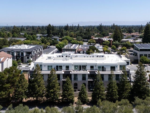 450 First 106, Los Altos, CA 94022