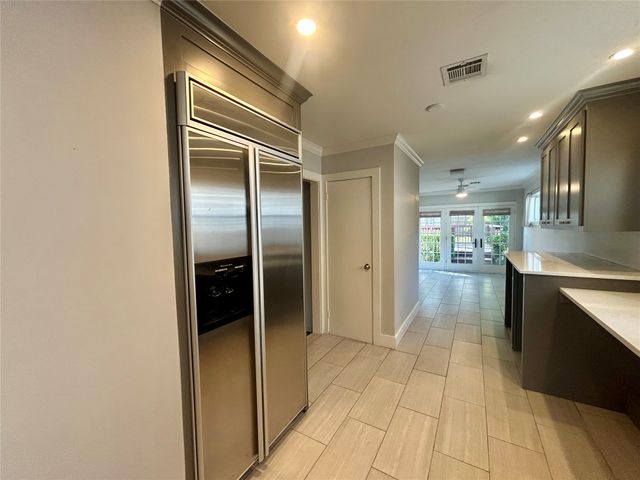 1348 S College Avenue, Tulsa, OK 74104