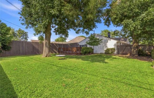 1348 S College Avenue, Tulsa, OK 74104