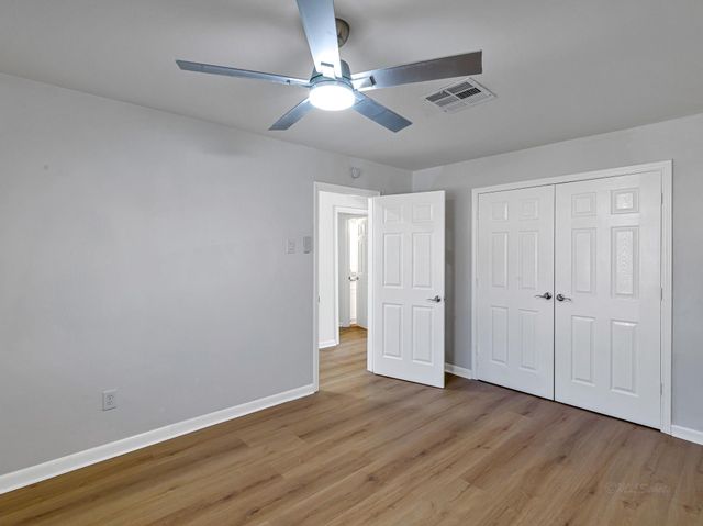 5619 Effingham Drive, Houston, TX 77035