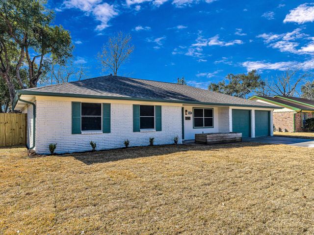 5619 Effingham Drive, Houston, TX 77035